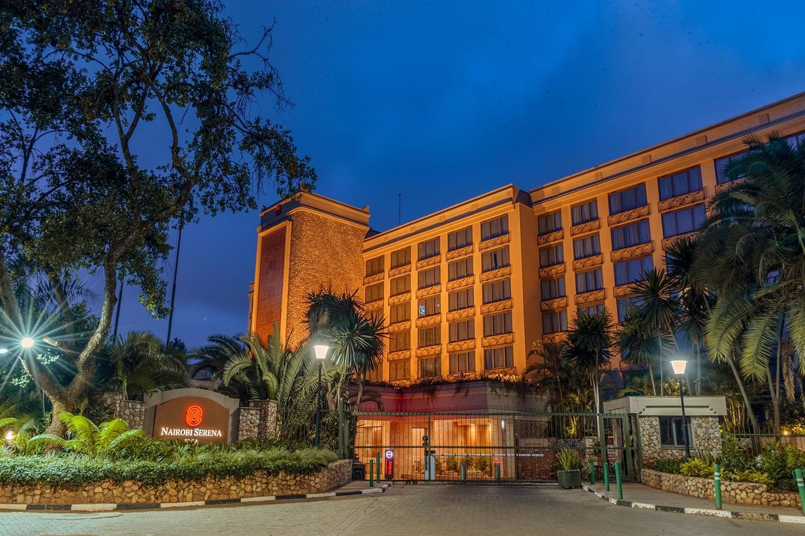 Lake Bogoria Spa Resort (Kabarak/Kabarnet). 55 Nairobi Serena Hotel