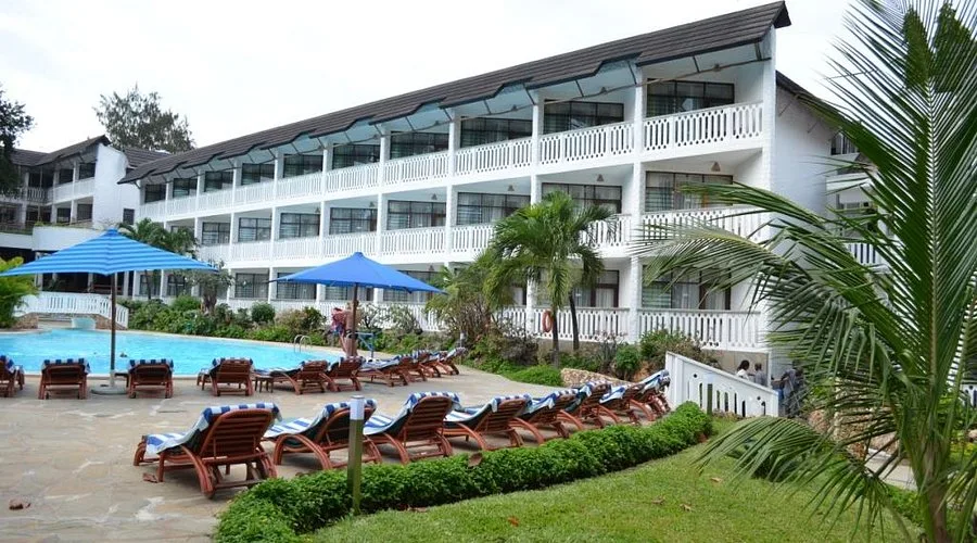 Travellers Beach Resort And Spa