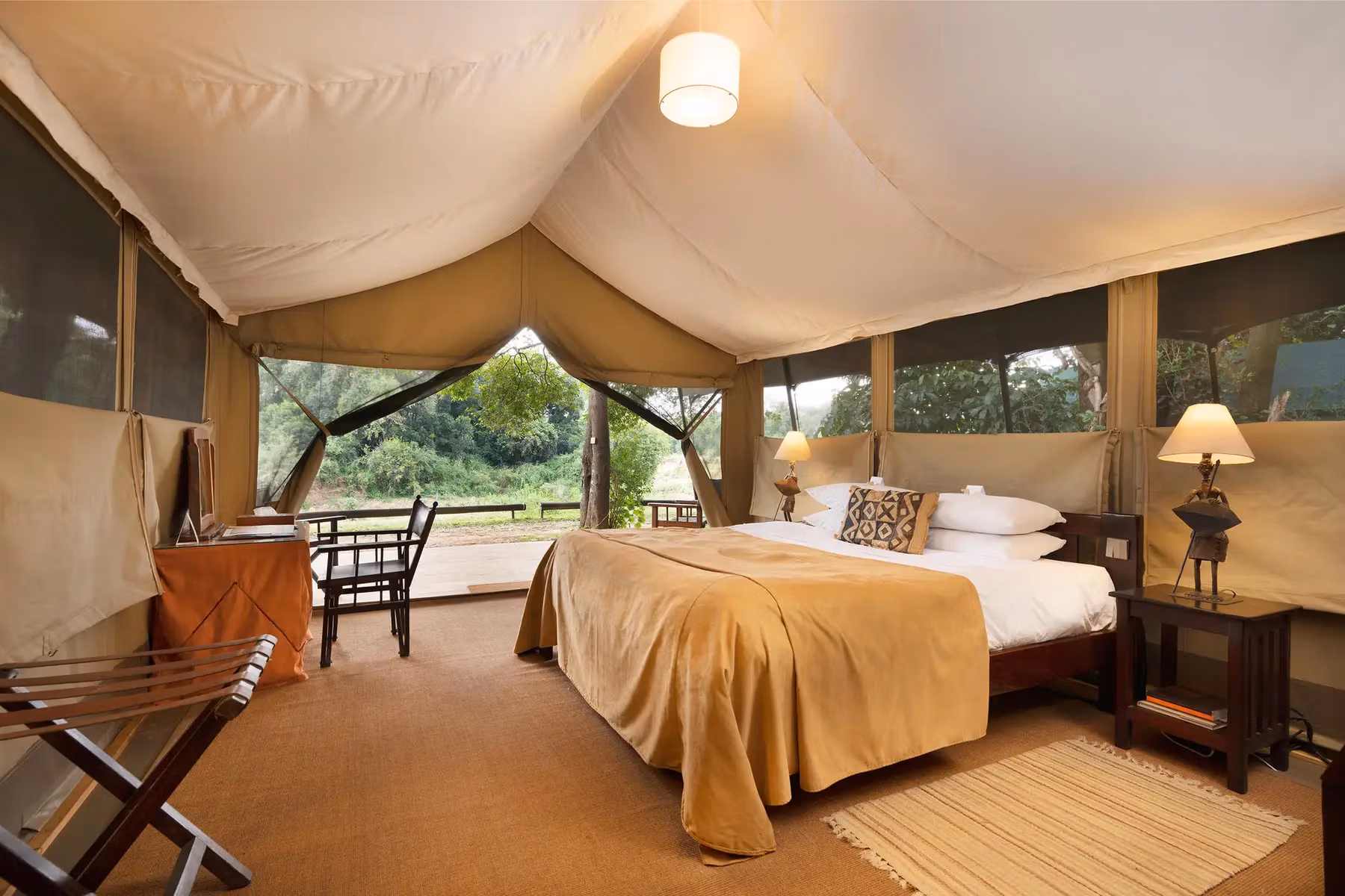 Solo Traveller-6 Nights/7 Days Flying Safari-Loldia House-Governors Camp Safari 4 f8f1d71abd6e905d9543f689f6c946a9f9abb940 1800x1200 1
